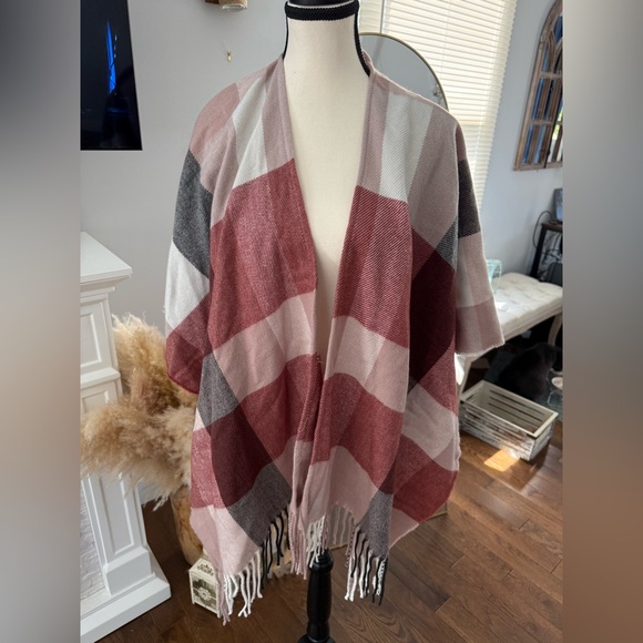 BNWT LC Lauren Conrad Brownish  and Cream Shawl - Picture 1 of 5